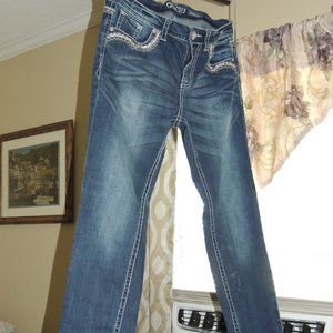 Grace in LA easy fit size 29